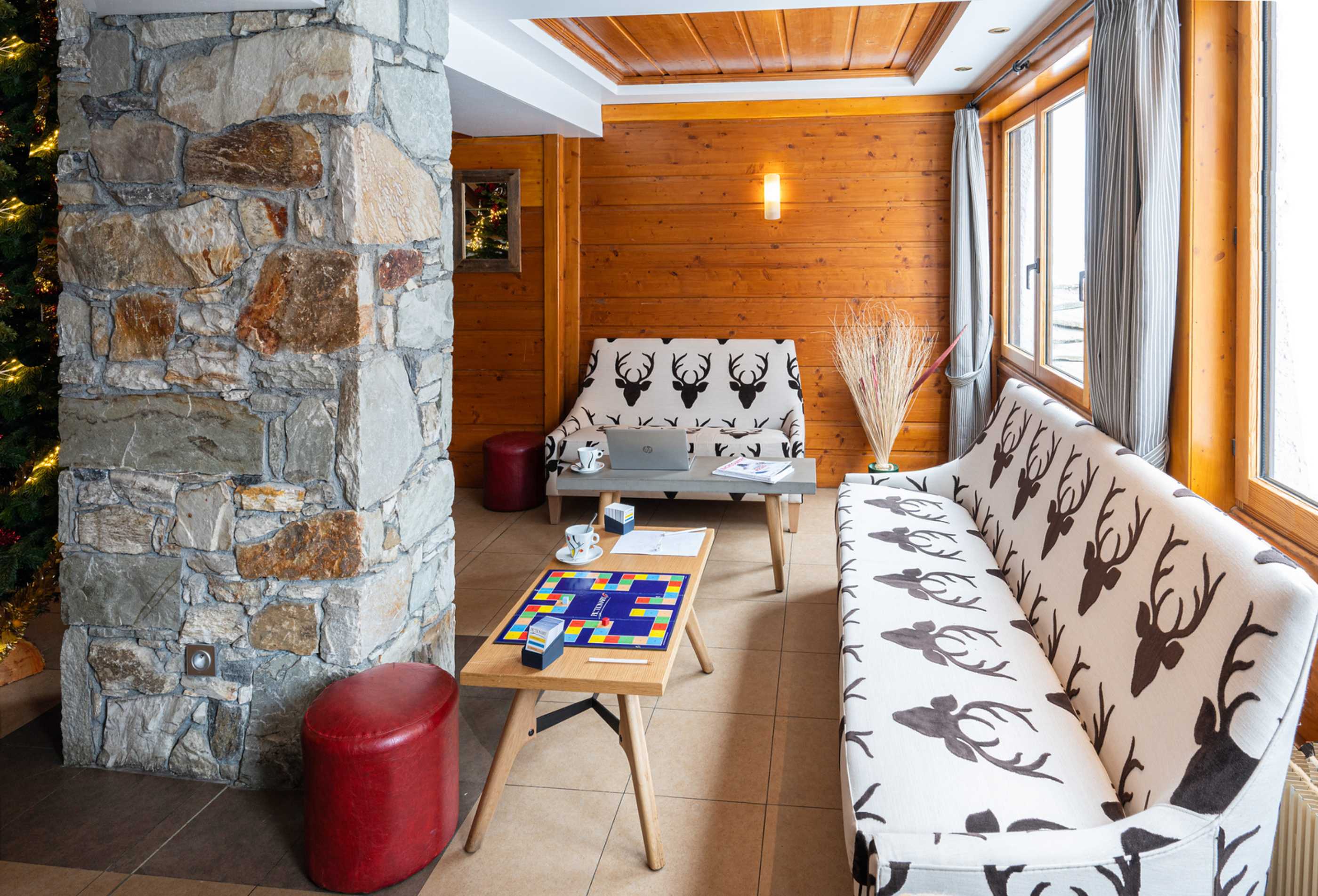 Hotel Aiguille Percée interior view 5 - accommodation facilities and amenities
