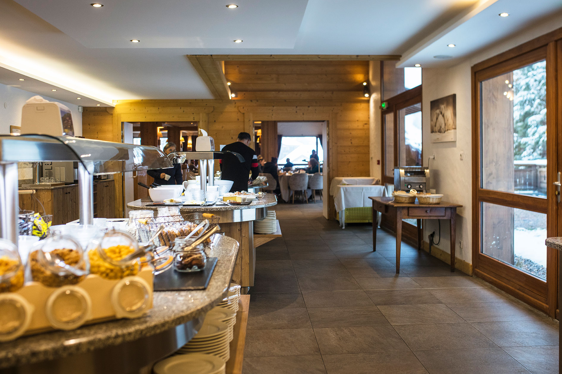 Hotel Alpen Roc interior view 5 - accommodation facilities and amenities