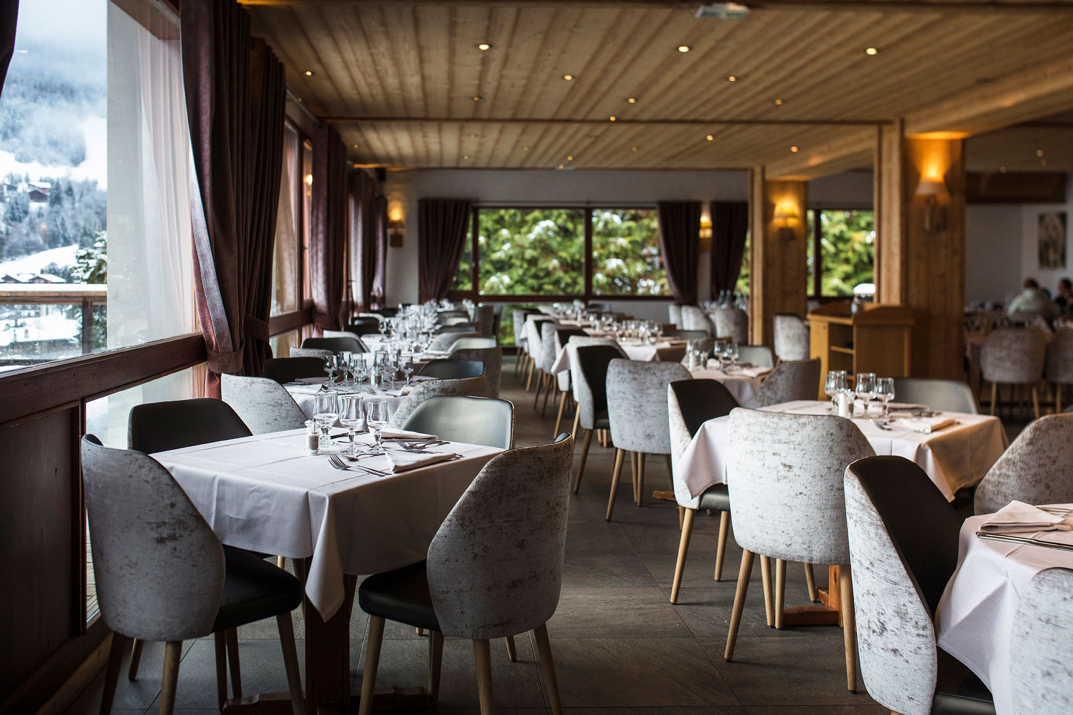 Hotel Alpen Roc interior view 3 - accommodation facilities and amenities