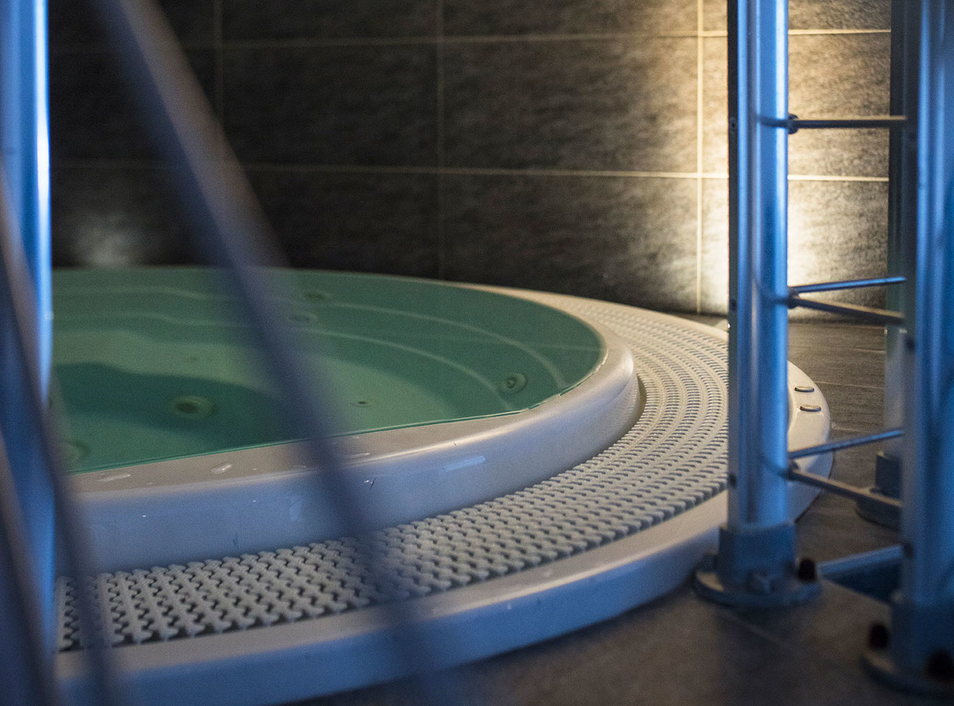 Hotel Alpen Roc interior view 8 - accommodation facilities and amenities