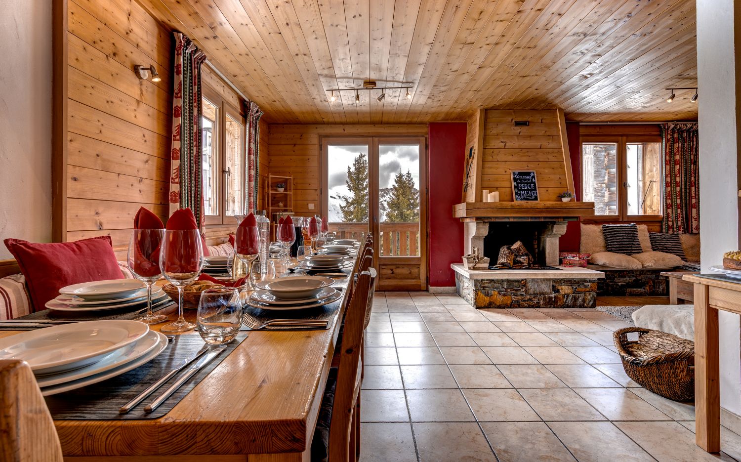 Chalet Perce Neige interior view 2 - accommodation facilities and amenities