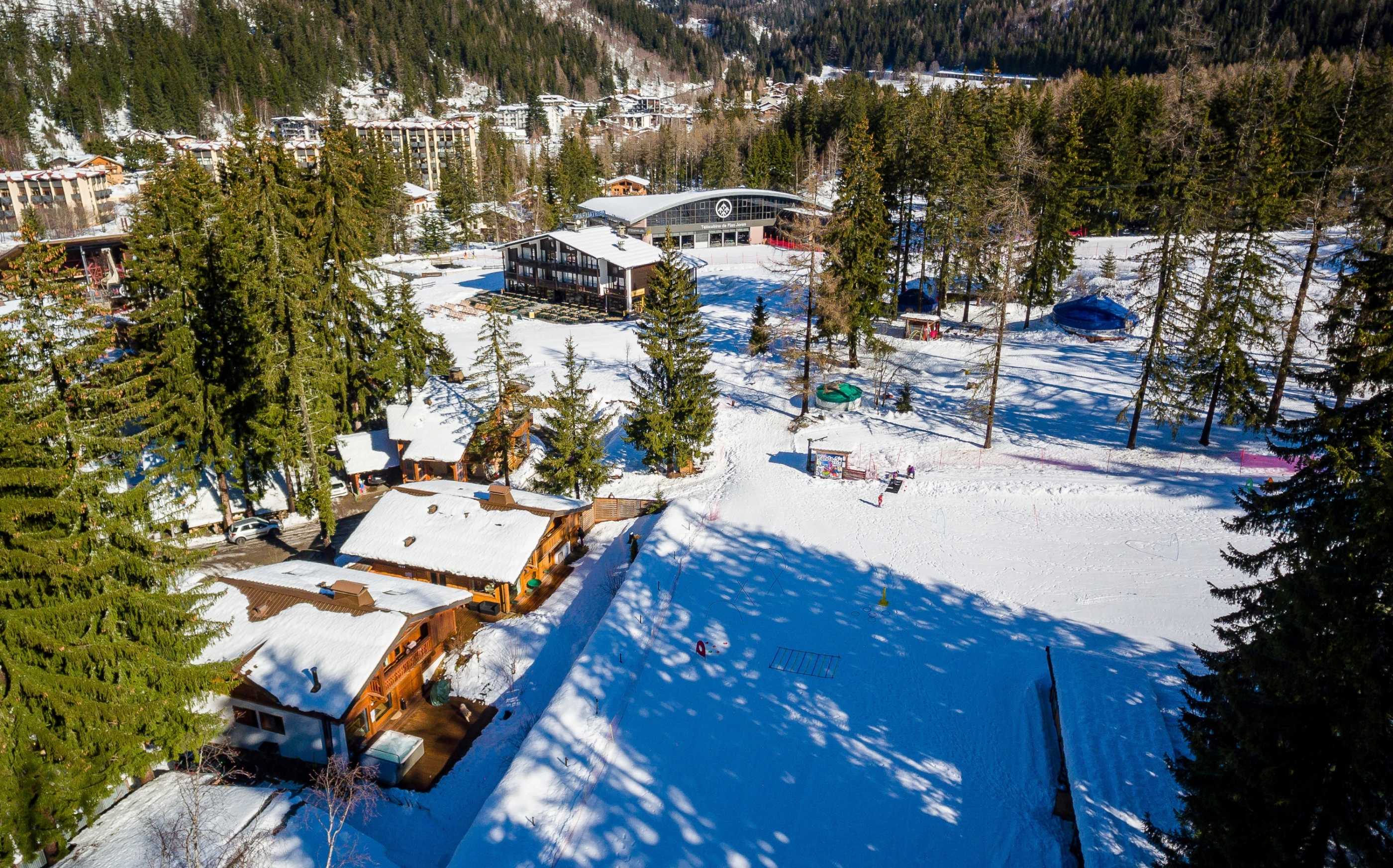 Chalet Hideaway 1 interior view 1 - accommodation facilities and amenities
