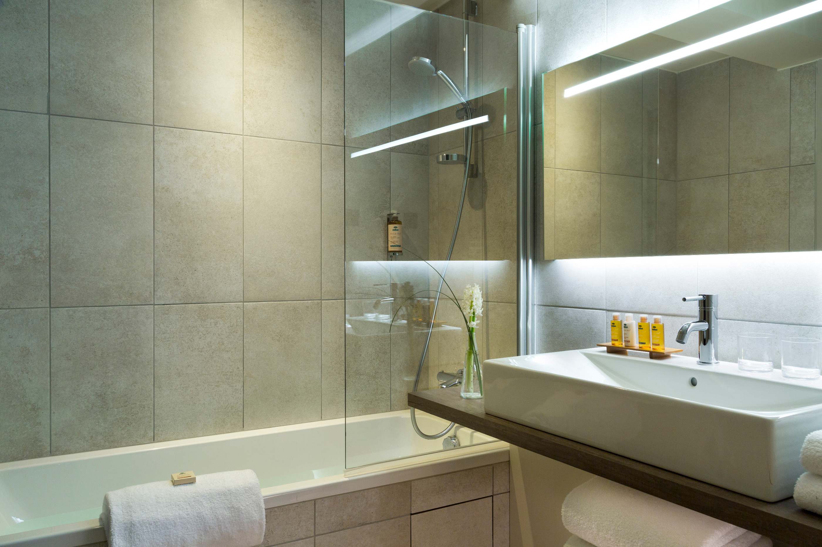 Heliopic Hotel & Spa interior view 10 - accommodation facilities and amenities