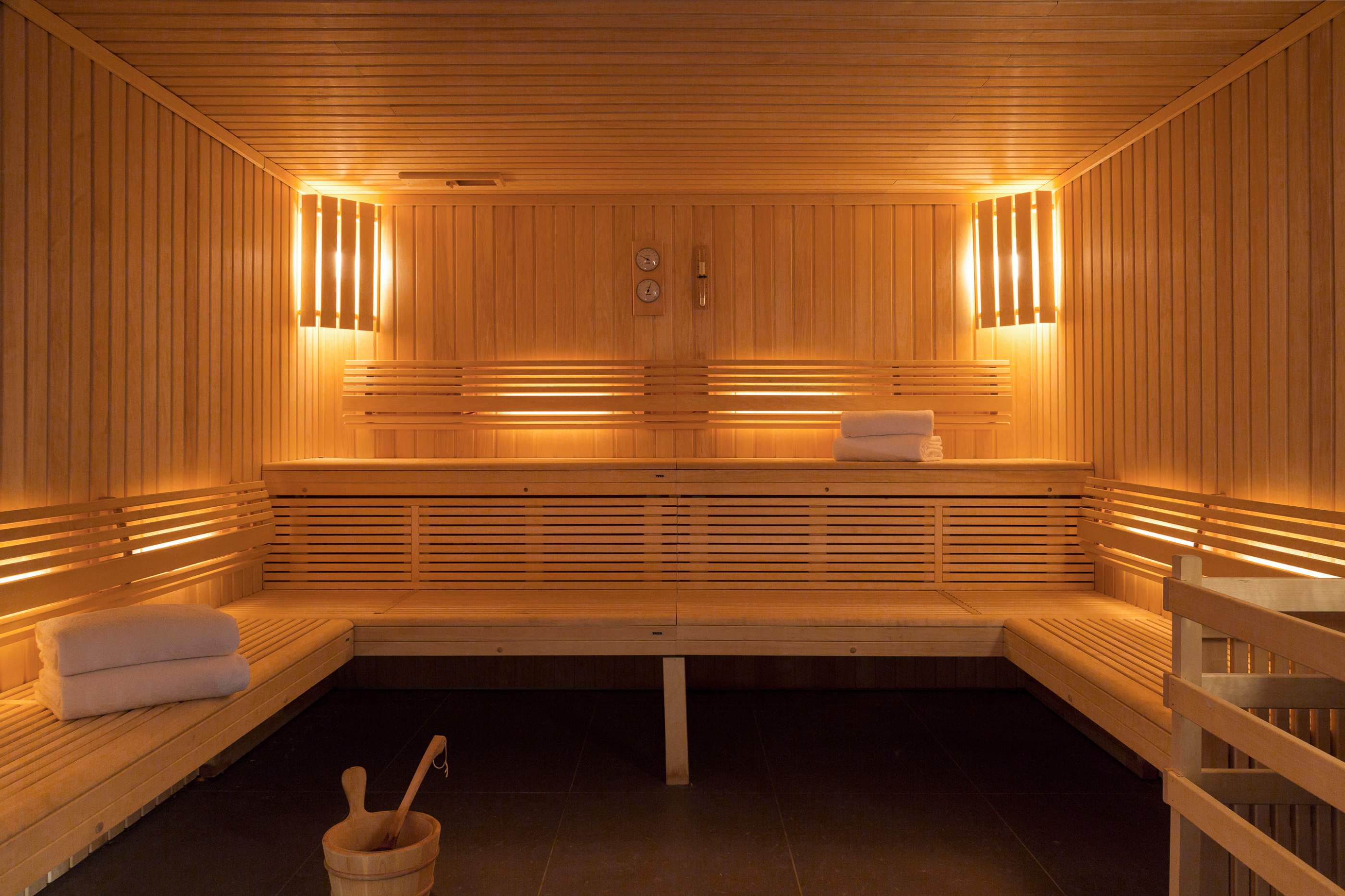 Heliopic Hotel & Spa interior view 9 - accommodation facilities and amenities