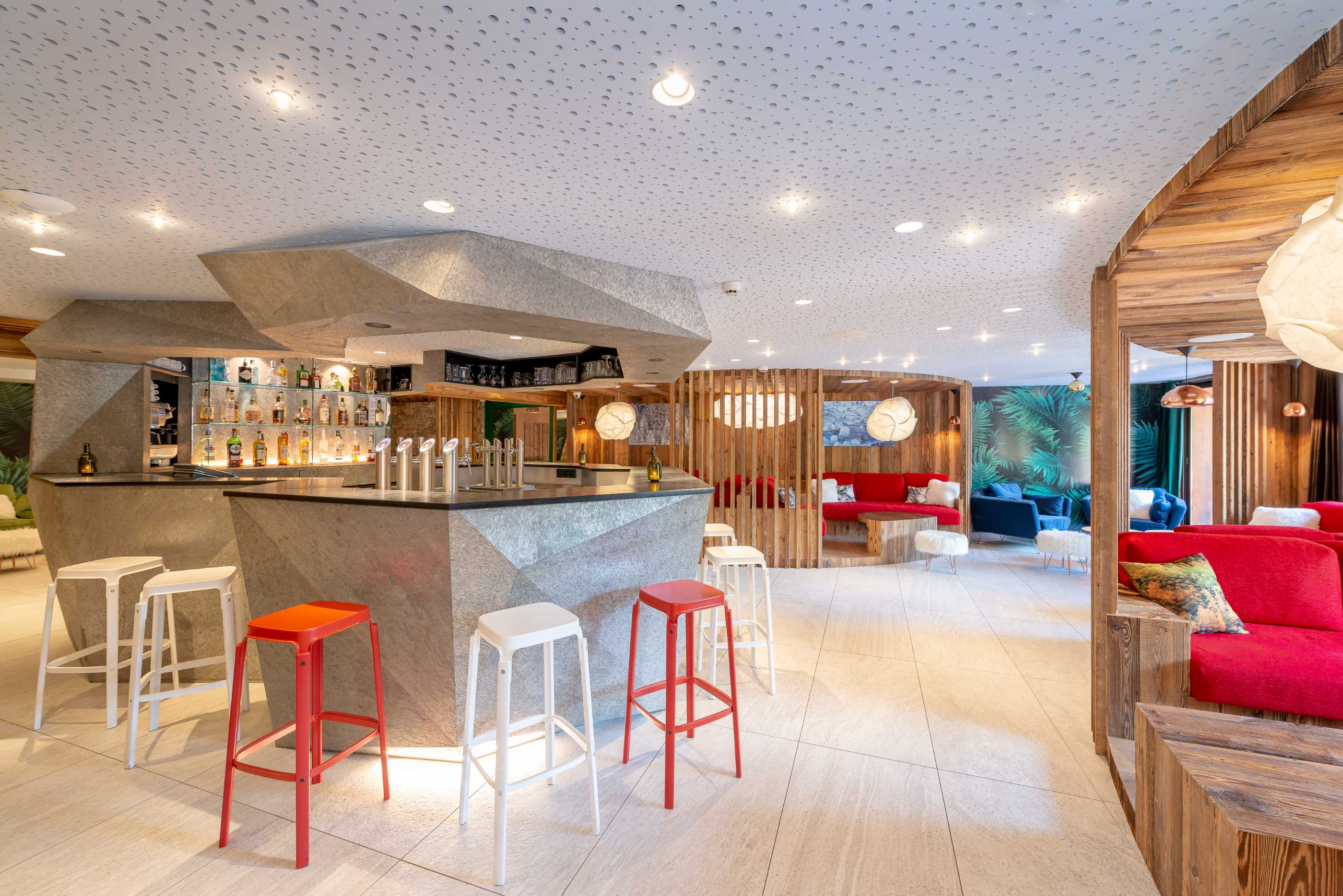 Hotel L'Eterlou interior view 4 - accommodation facilities and amenities