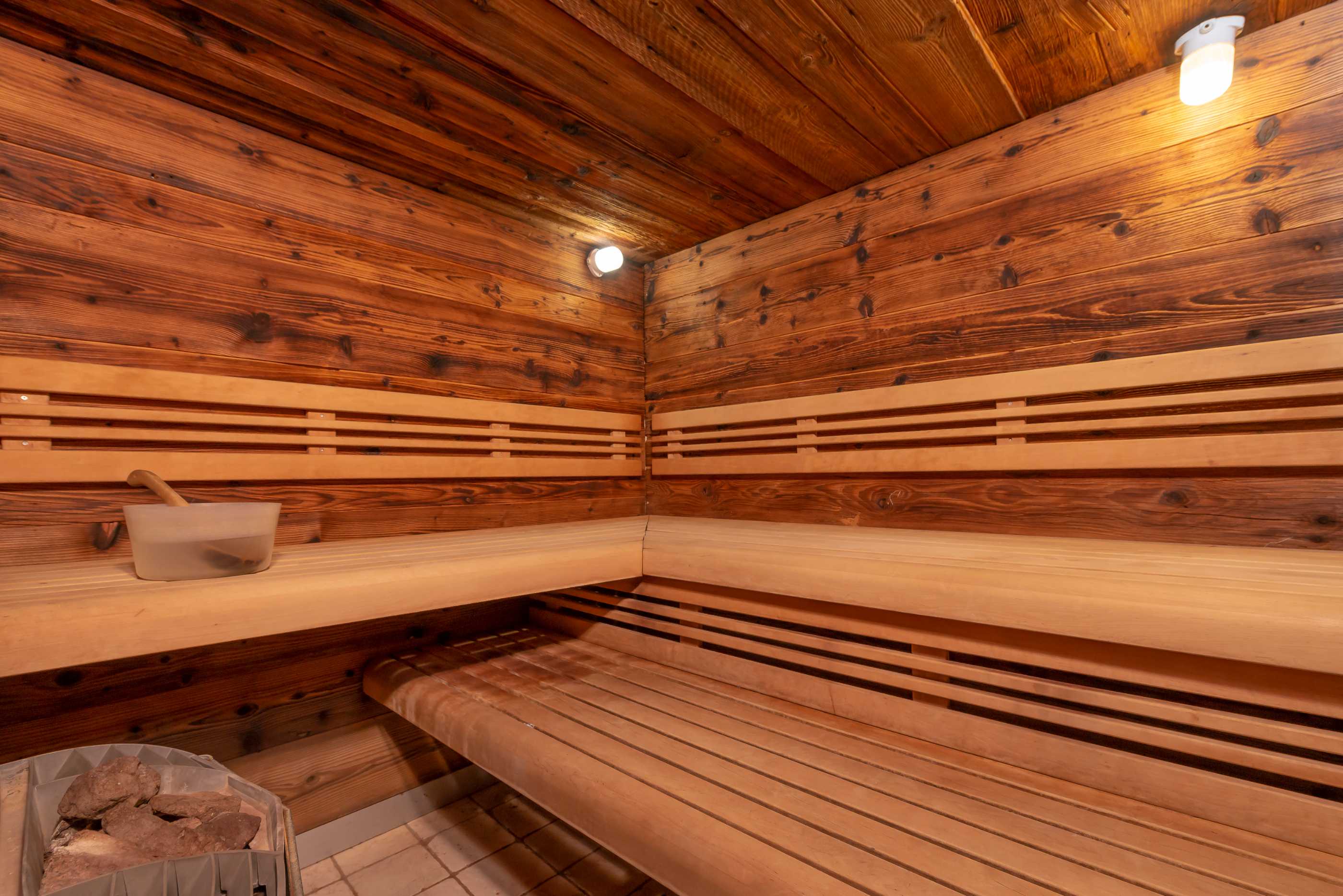 Hotel L'Eterlou interior view 8 - accommodation facilities and amenities