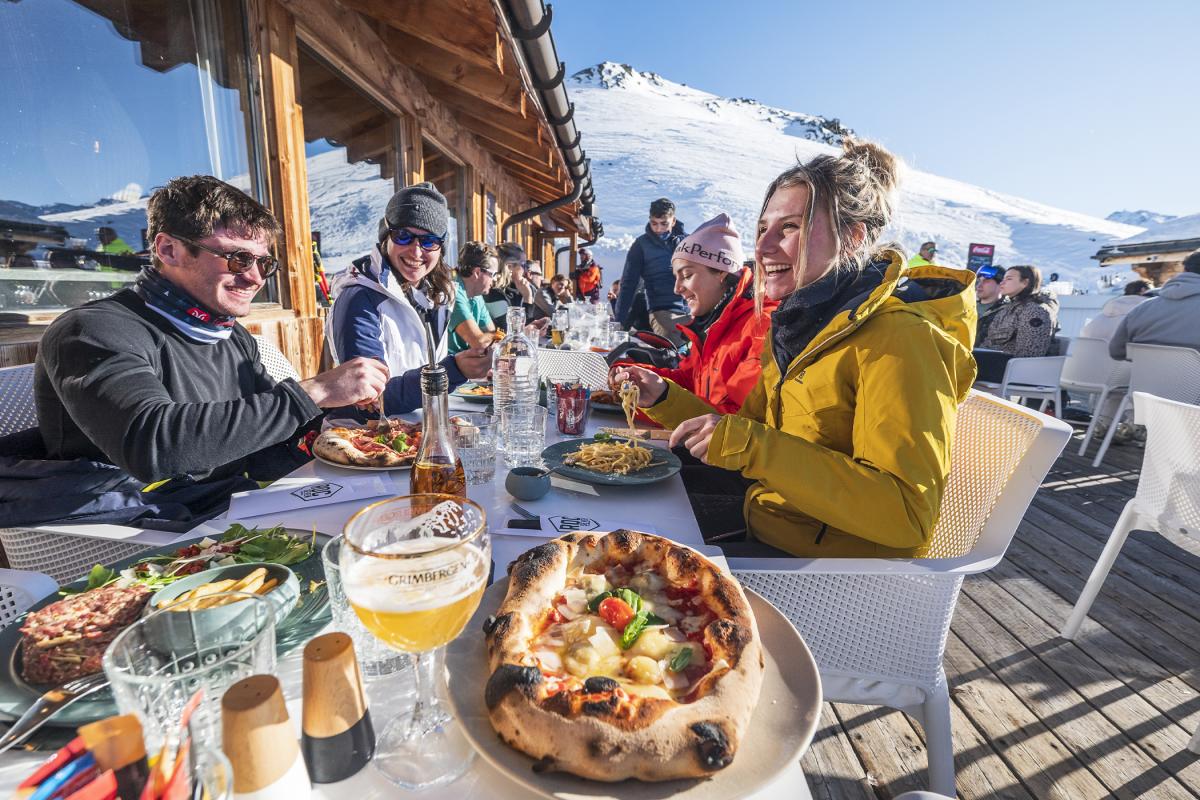 Les Menuires, Three Valleys - mountain lunch