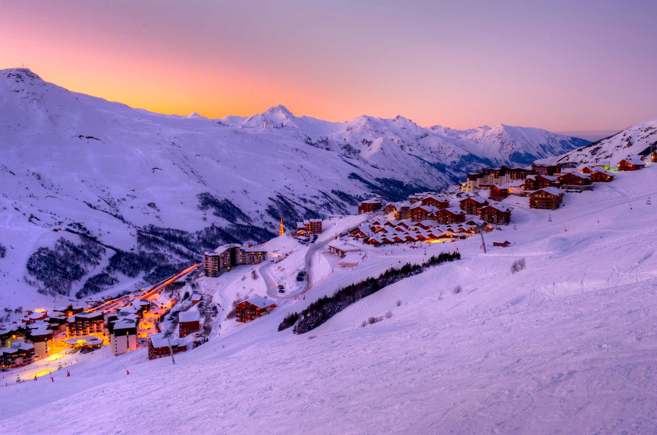 Les Menuires, Three Valleys - at night