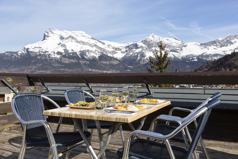 Hotel Mont Blanc & Spa interior view 2 - accommodation facilities and amenities