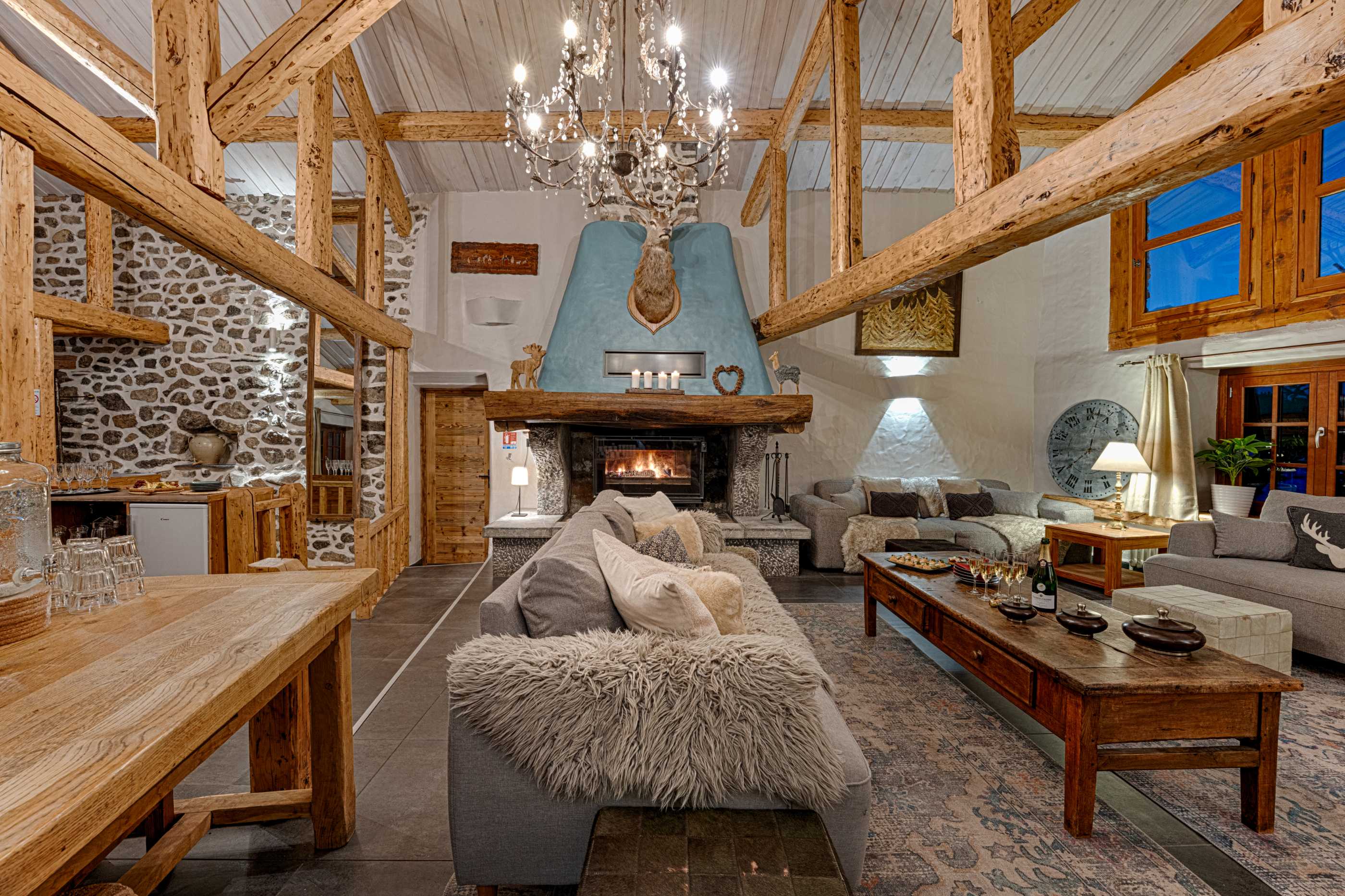 Chalet Mouria interior view 1 - accommodation facilities and amenities