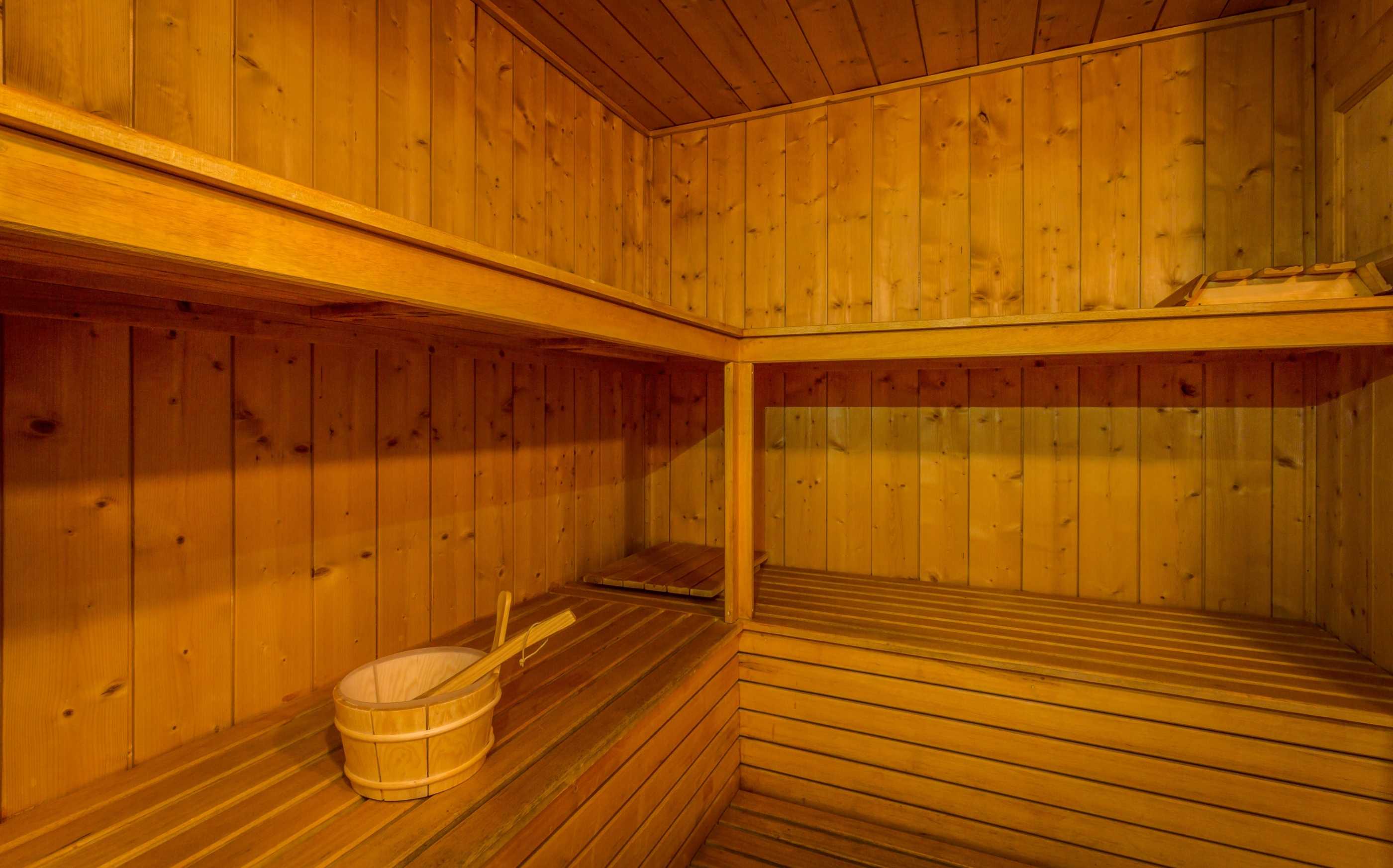 Chalet Hideaway 2 interior view 10 - accommodation facilities and amenities