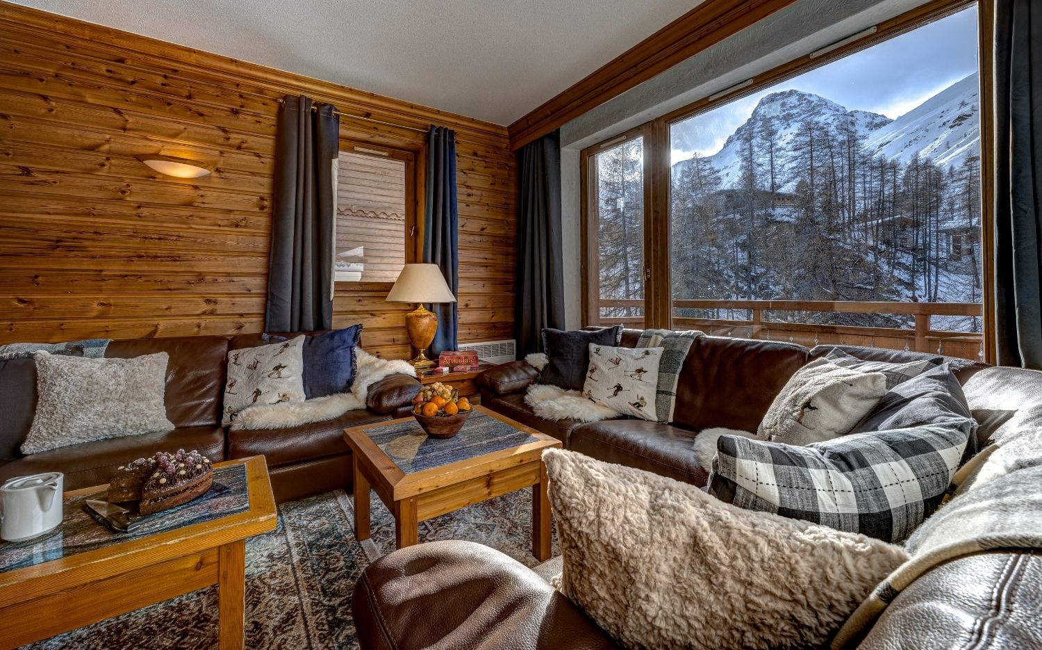 Chalet Vallon interior view 2 - accommodation facilities and amenities