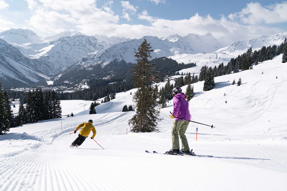 Arosa ski resort - stunning mountain views and ski slopes