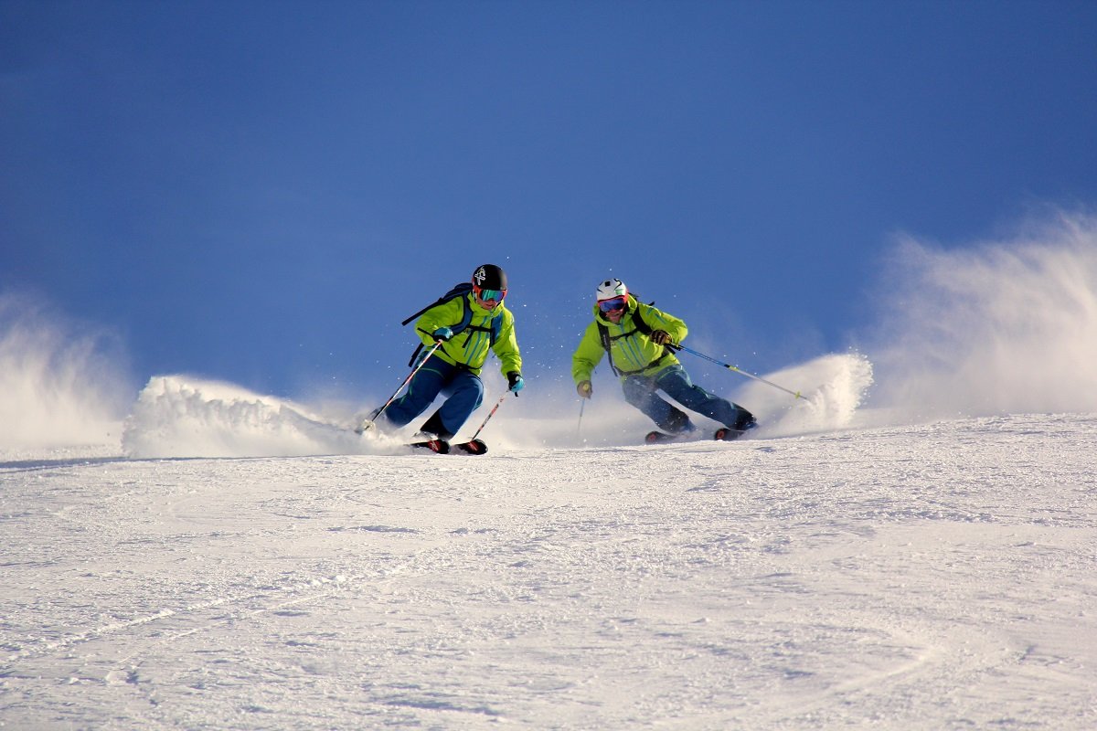 Take a look at why a 4 night ski holiday breaks the norm from the Saturday to Saturday traditional ski trip, giving you a more flexible, affordable ski holiday.