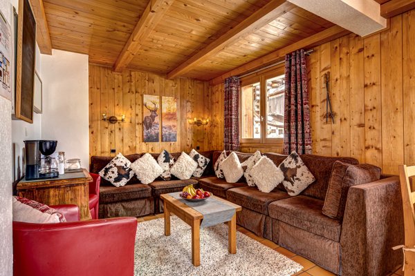 Chalet Lauzes interior view 6 - accommodation facilities and amenities