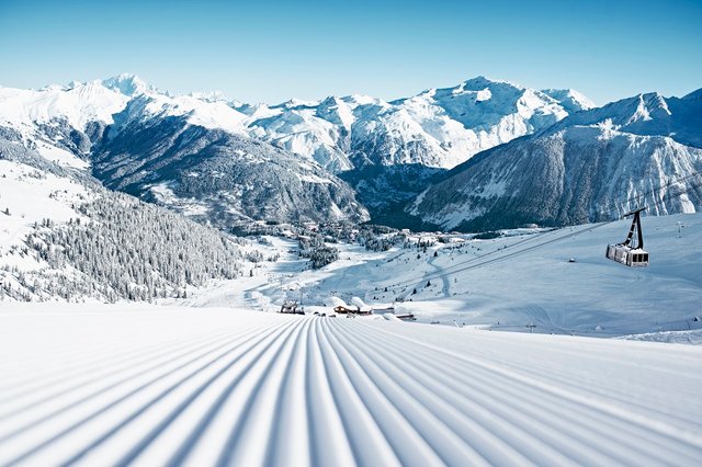 Courchevel skiing