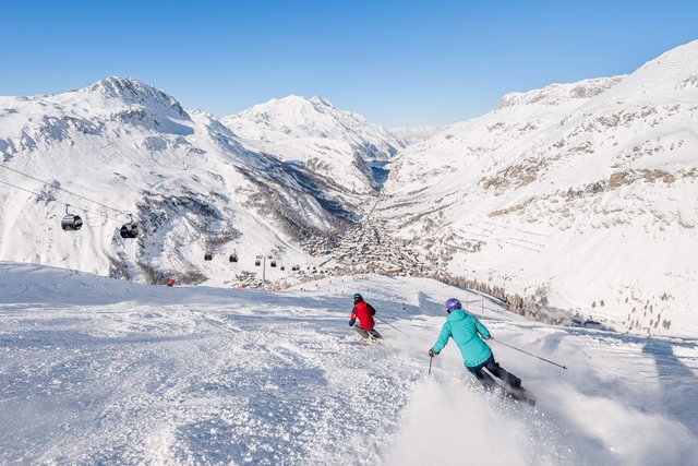 Skiing above Val d'Isere