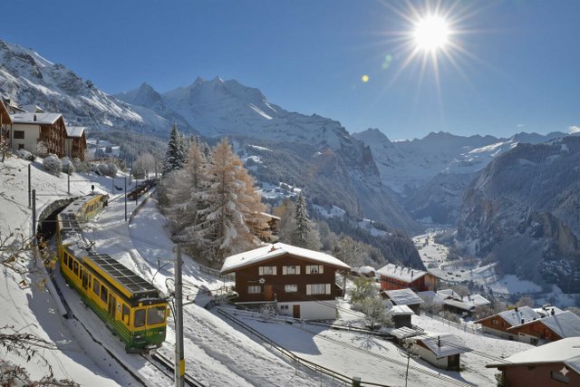 Wengen ski resort & train